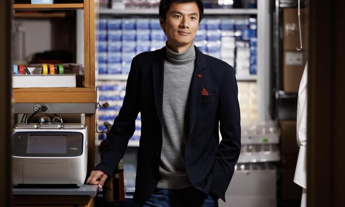 Zao Zhang, PhD, in the lab