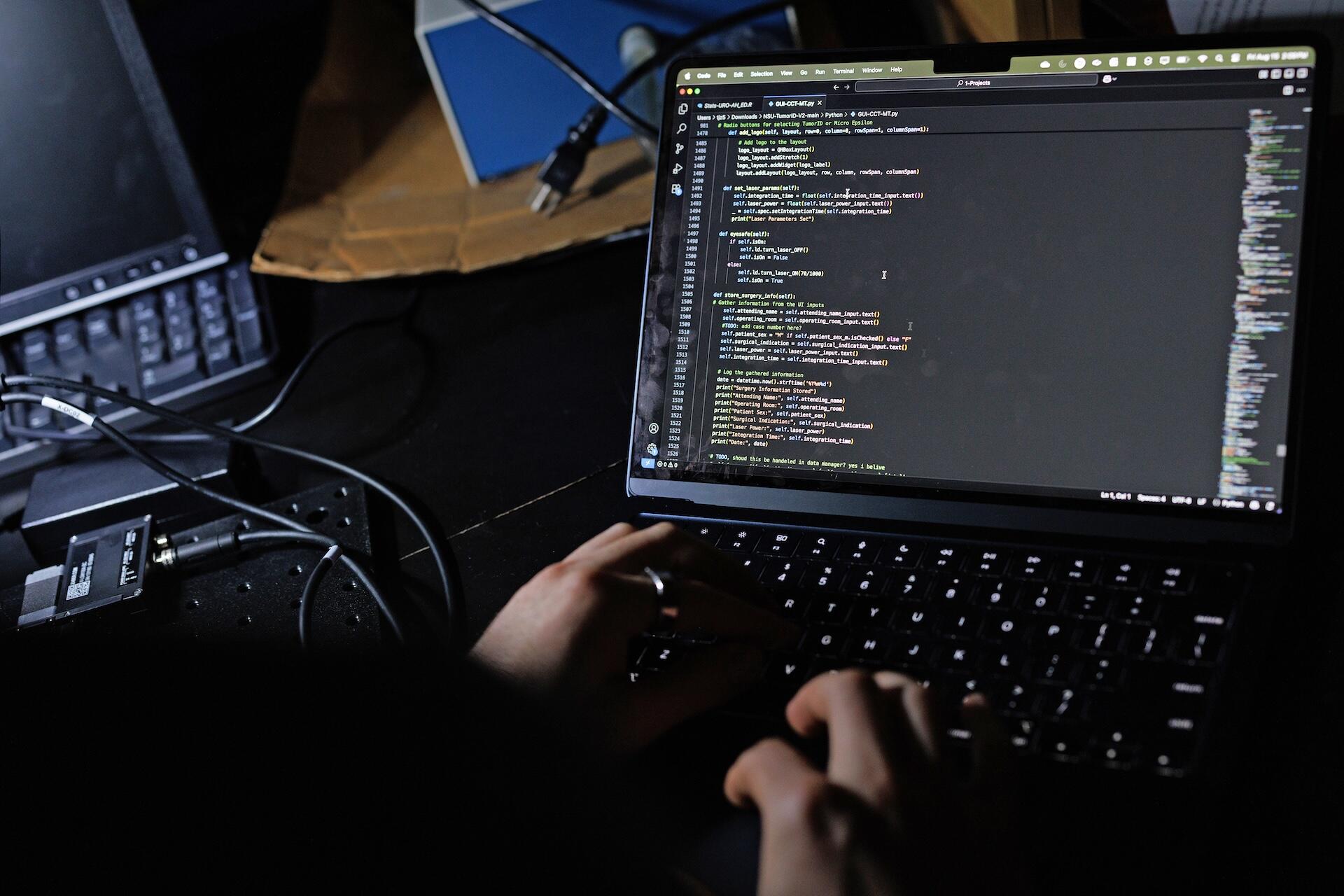 3.	A close up of a screen used to monitor the Prostate Tumor ID device.
